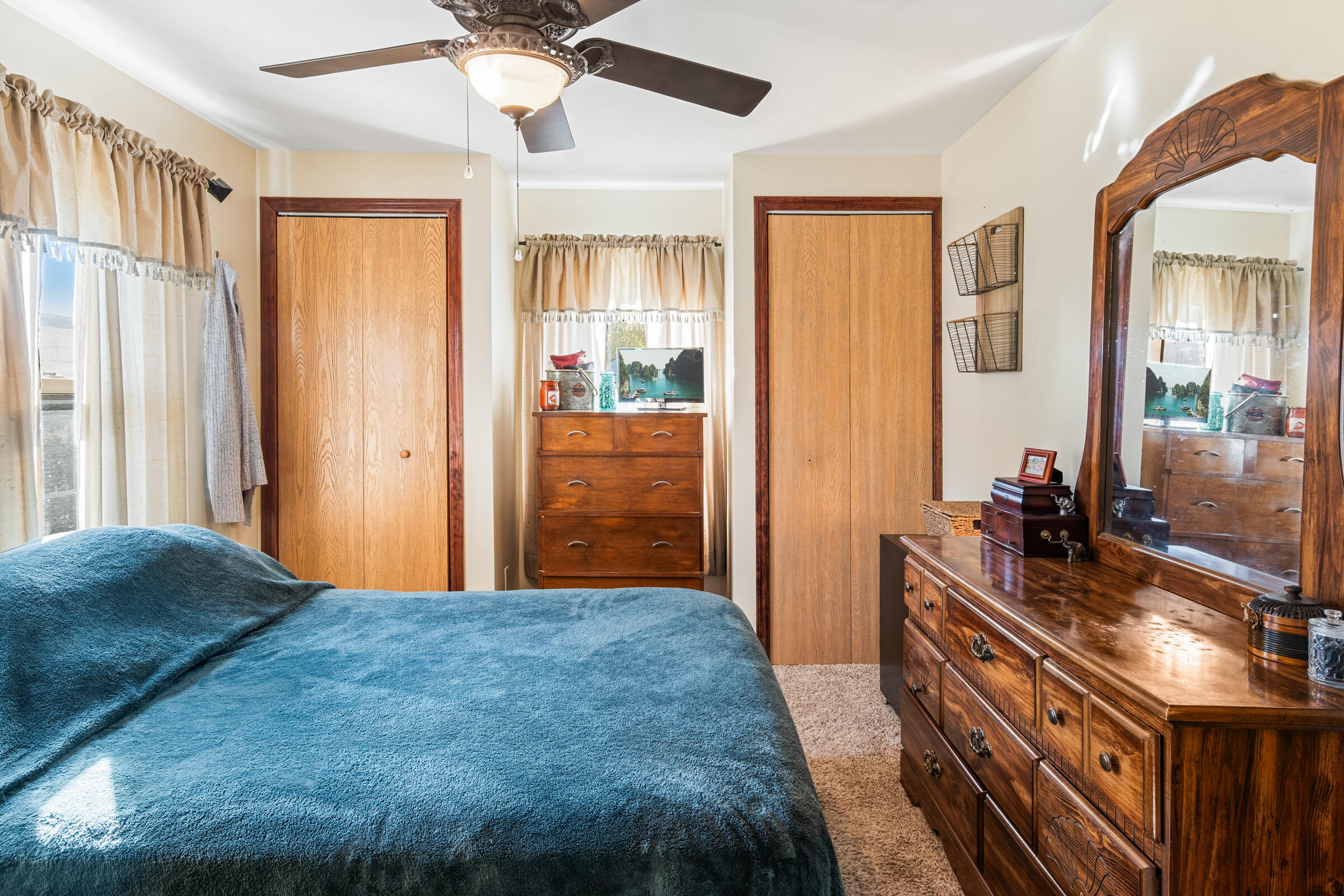 835 Summit Street Manitowoc, WI 54220 - Photo 15 of 32 835-SummitSt-18