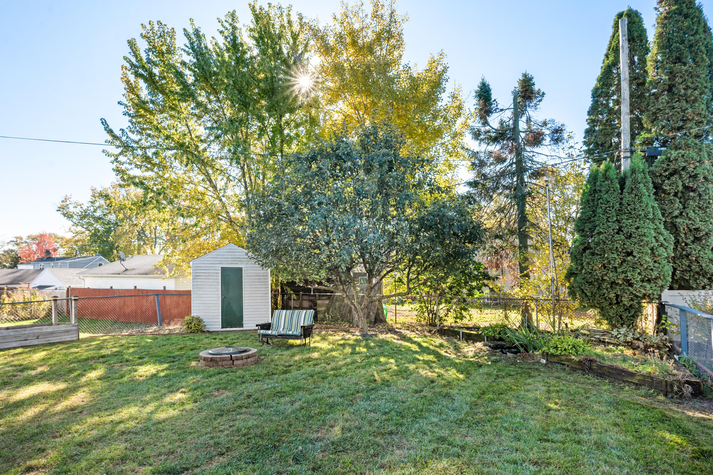 835 Summit Street Manitowoc, WI 54220 - Photo 23 of 32 835-SummitSt-28