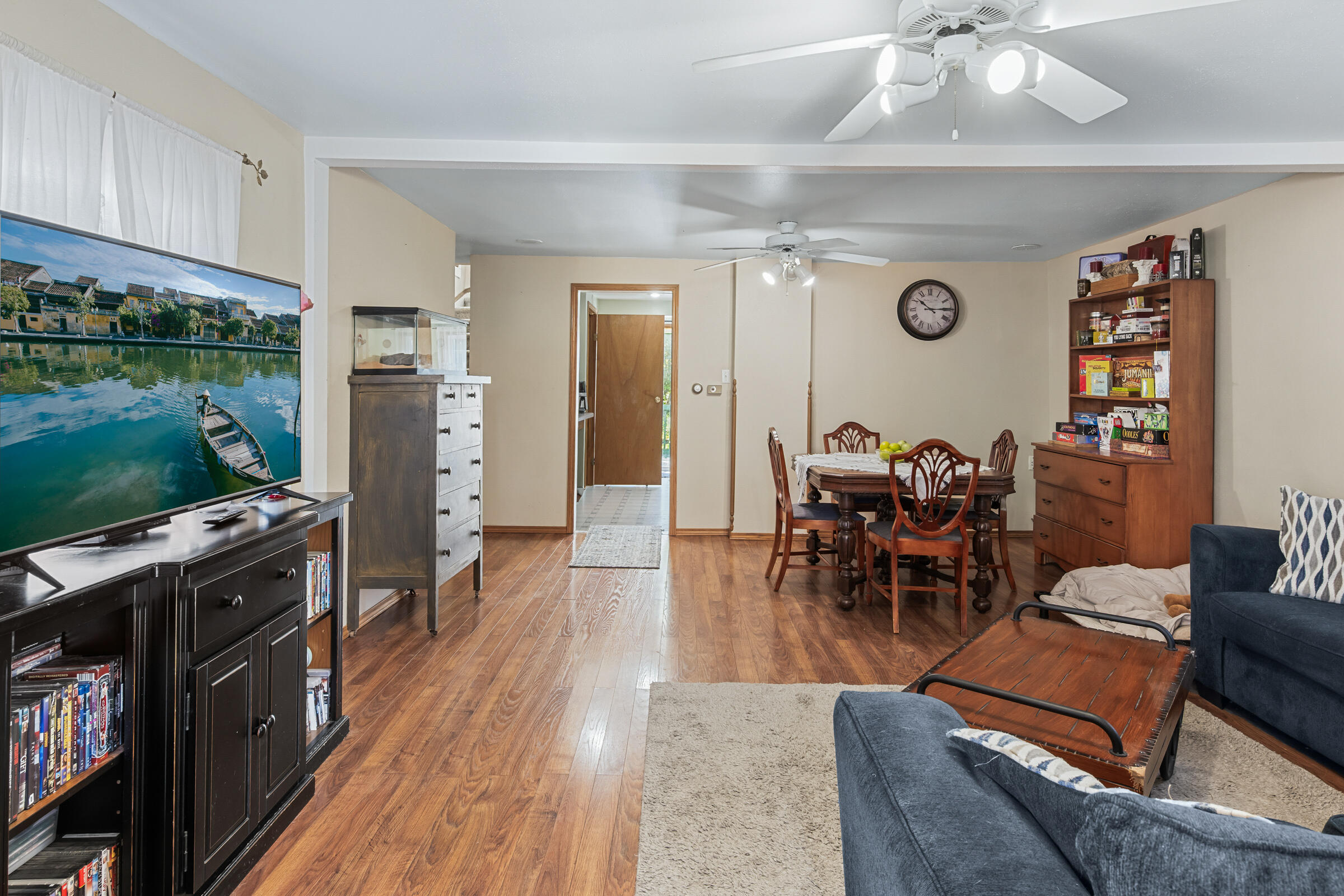 835 Summit Street Manitowoc, WI 54220 - Photo 7 of 32 835-SummitSt-9