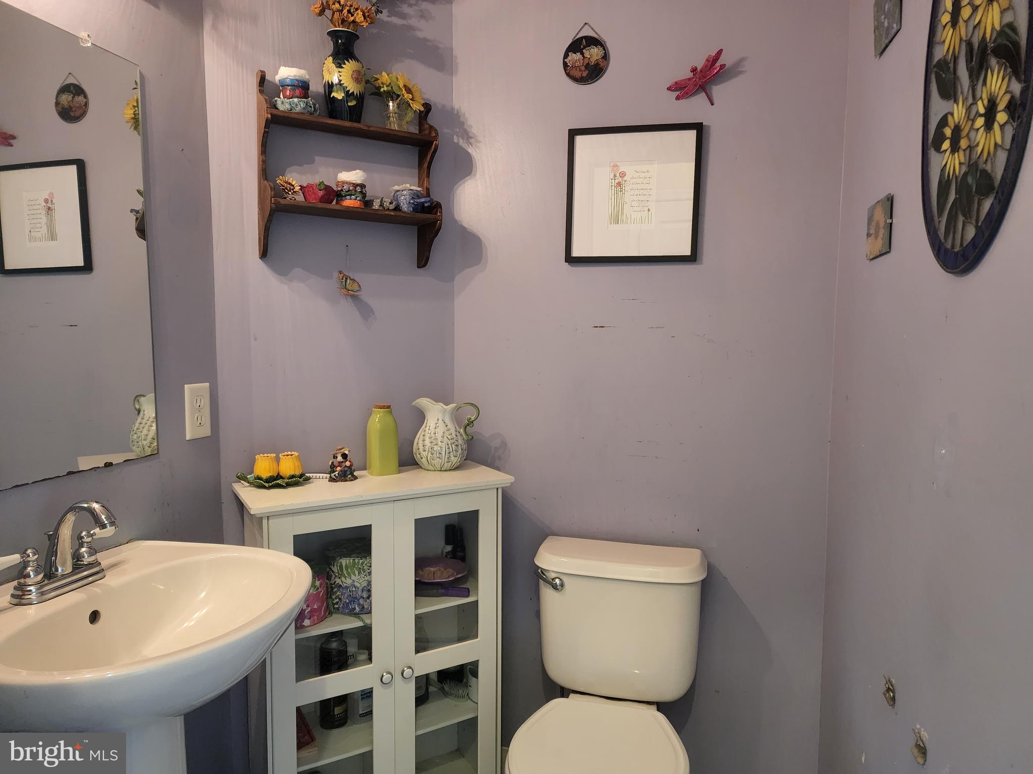 33 Mailly Drive Townsend, DE 19734 - Photo 28 of 46 Powder room entry level