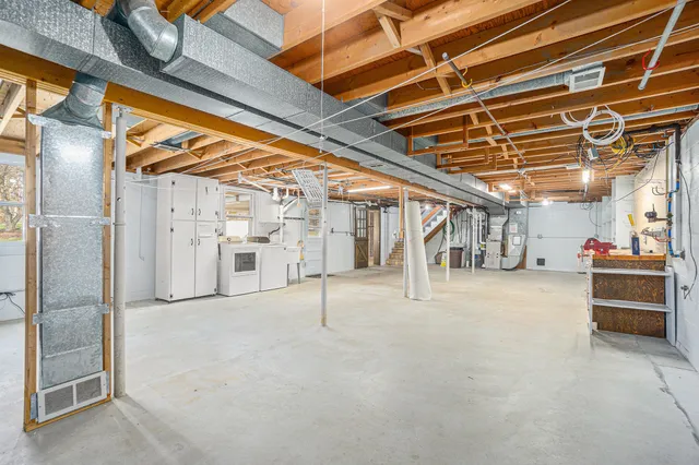 $375,000 | 328 Thomas Street, Allegan, MI 49010