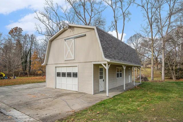 $375,000 | 328 Thomas Street, Allegan, MI 49010