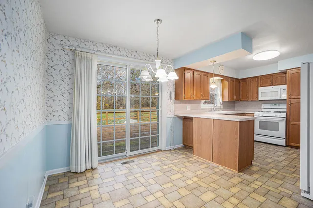 $375,000 | 328 Thomas Street, Allegan, MI 49010