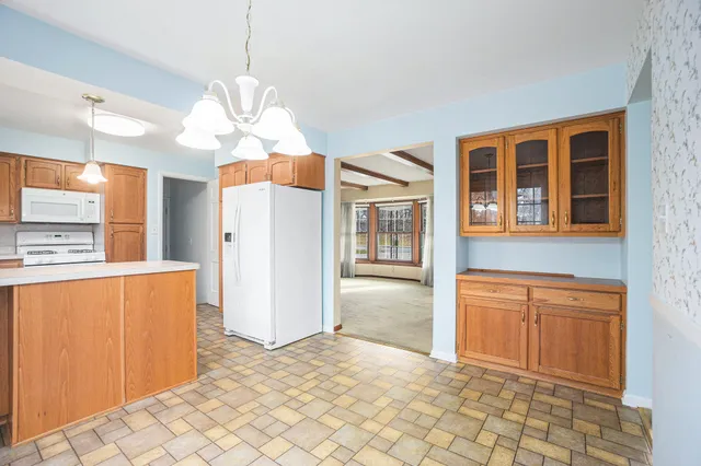 $375,000 | 328 Thomas Street, Allegan, MI 49010