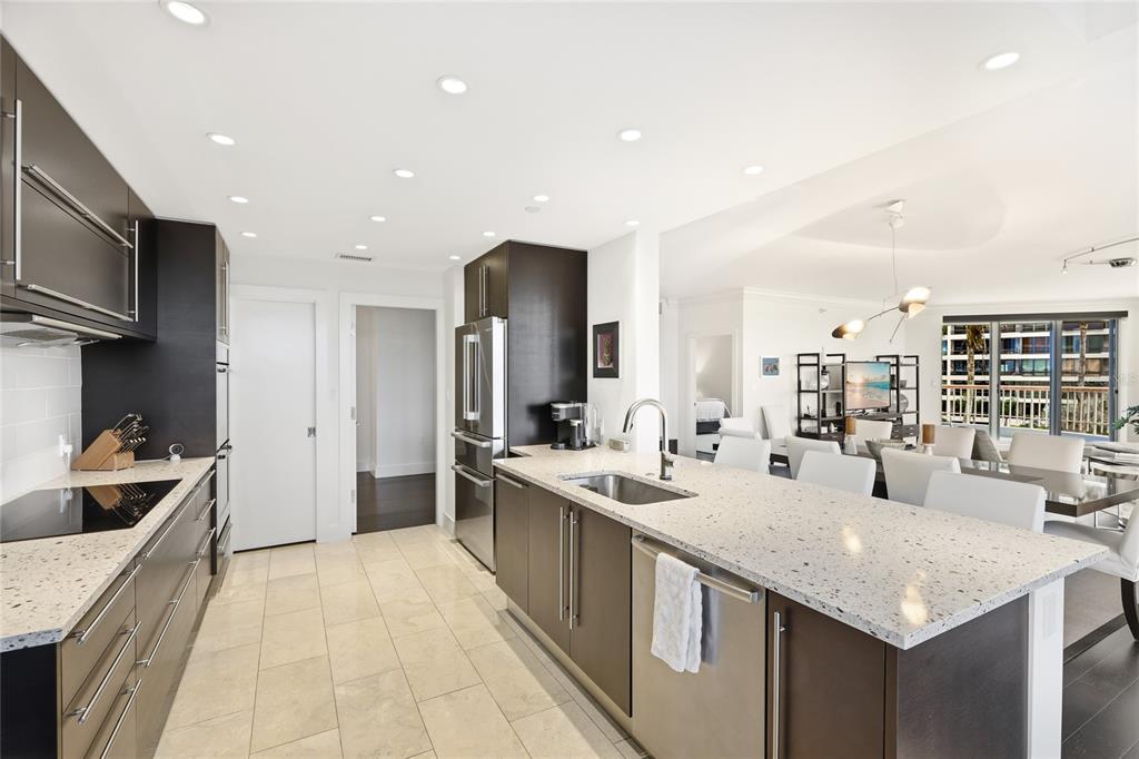 455 Longboat Club Road, Unit 408 Longboat Key, FL 34228 - Photo 4 of 58