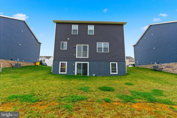 $430,000 | 262 Aylesbury Lane, Martinsburg, WV 25403
