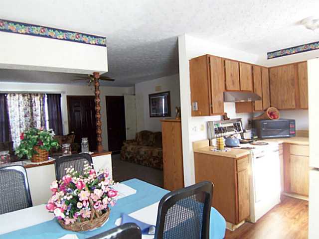 2023 Wolverhampton Road Powell, OH 43065 - Photo 4 of 10 Gallery Image 4