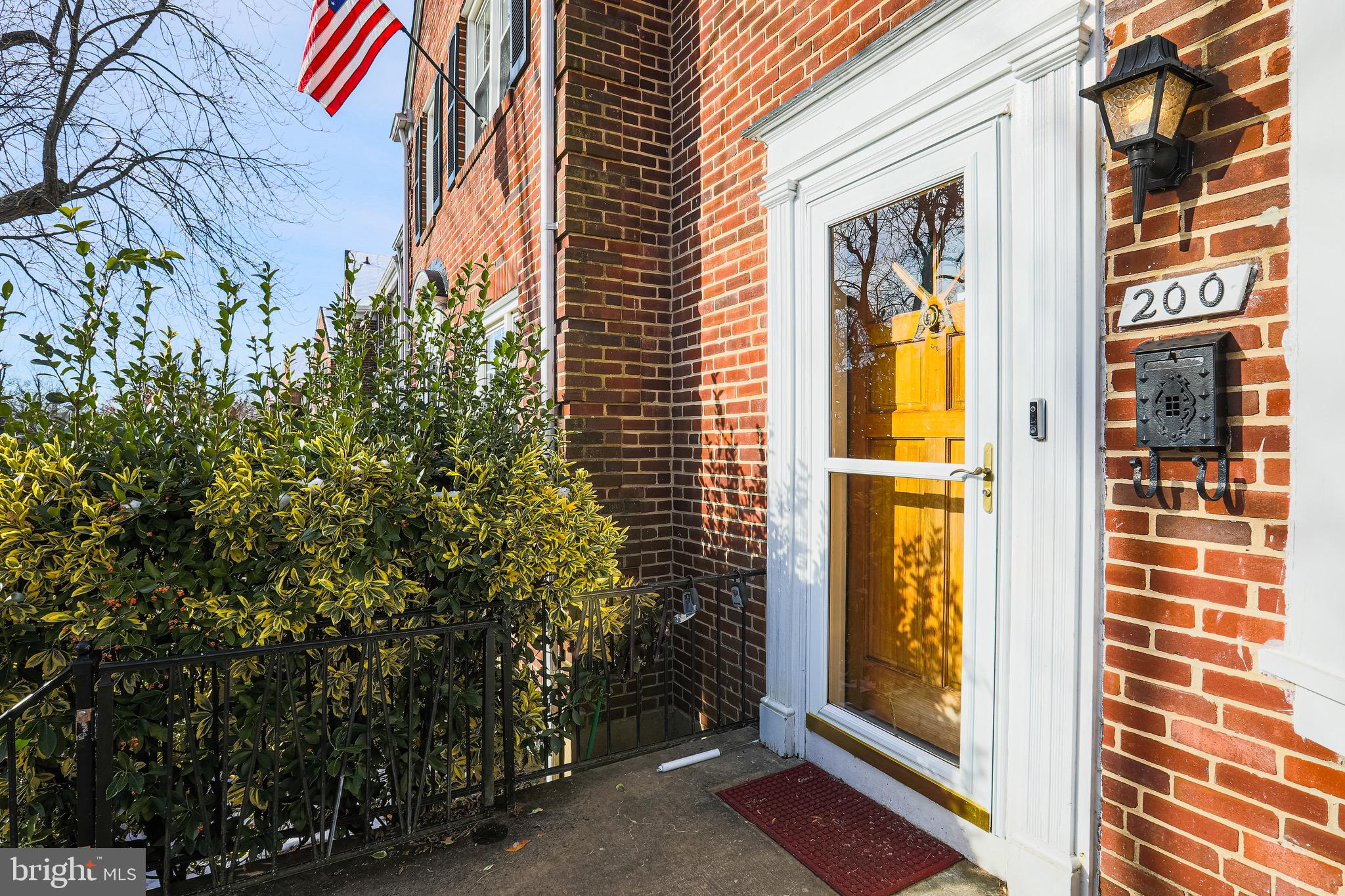 200 Stanmore Road Baltimore, MD 21212 - Photo 3 of 27 a view of front door