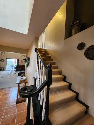 a view of entryway and hall