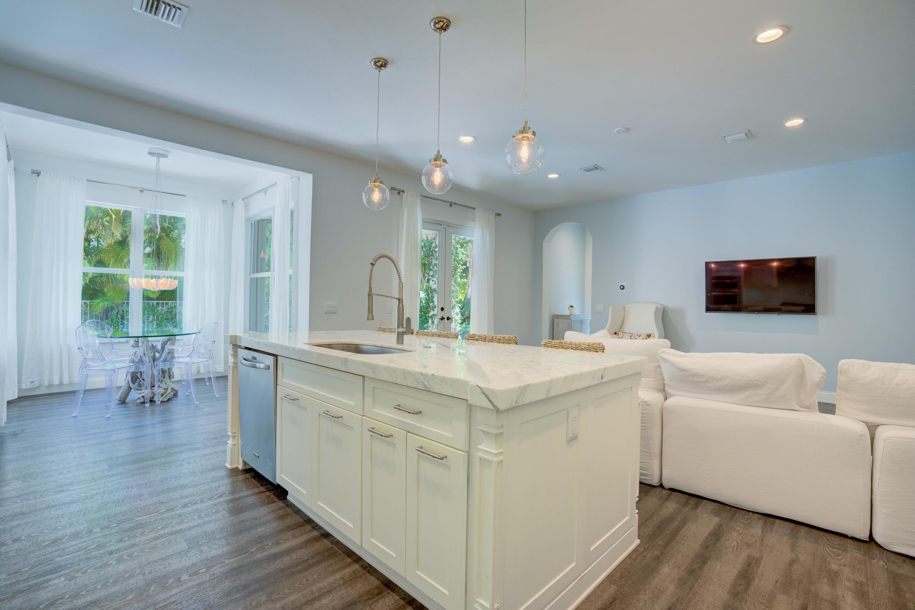 117 Bilboa Drive Jupiter, FL 33458 - Photo 17 of 73 Kitchen d