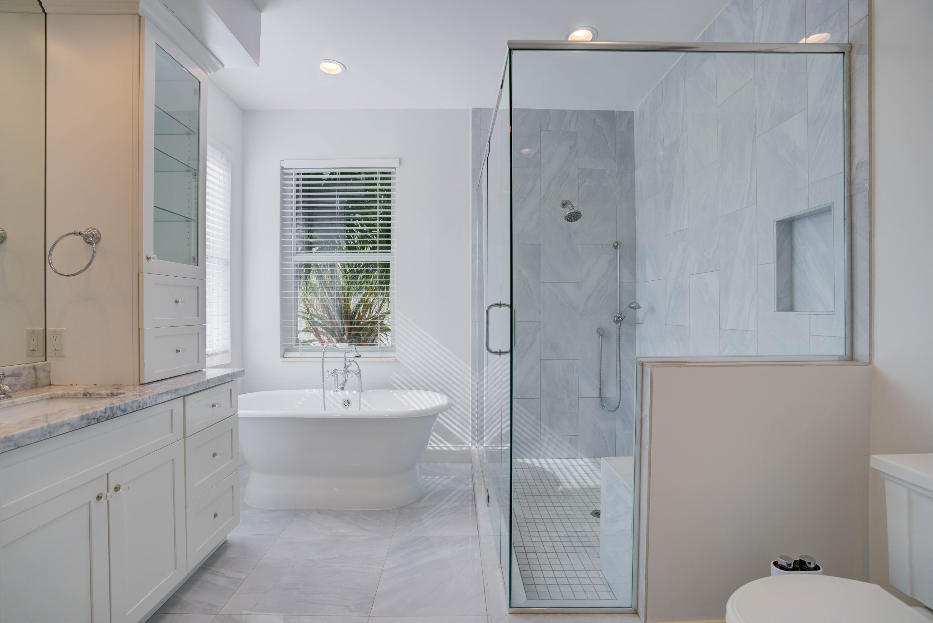 117 Bilboa Drive Jupiter, FL 33458 - Photo 32 of 73 Mbath b