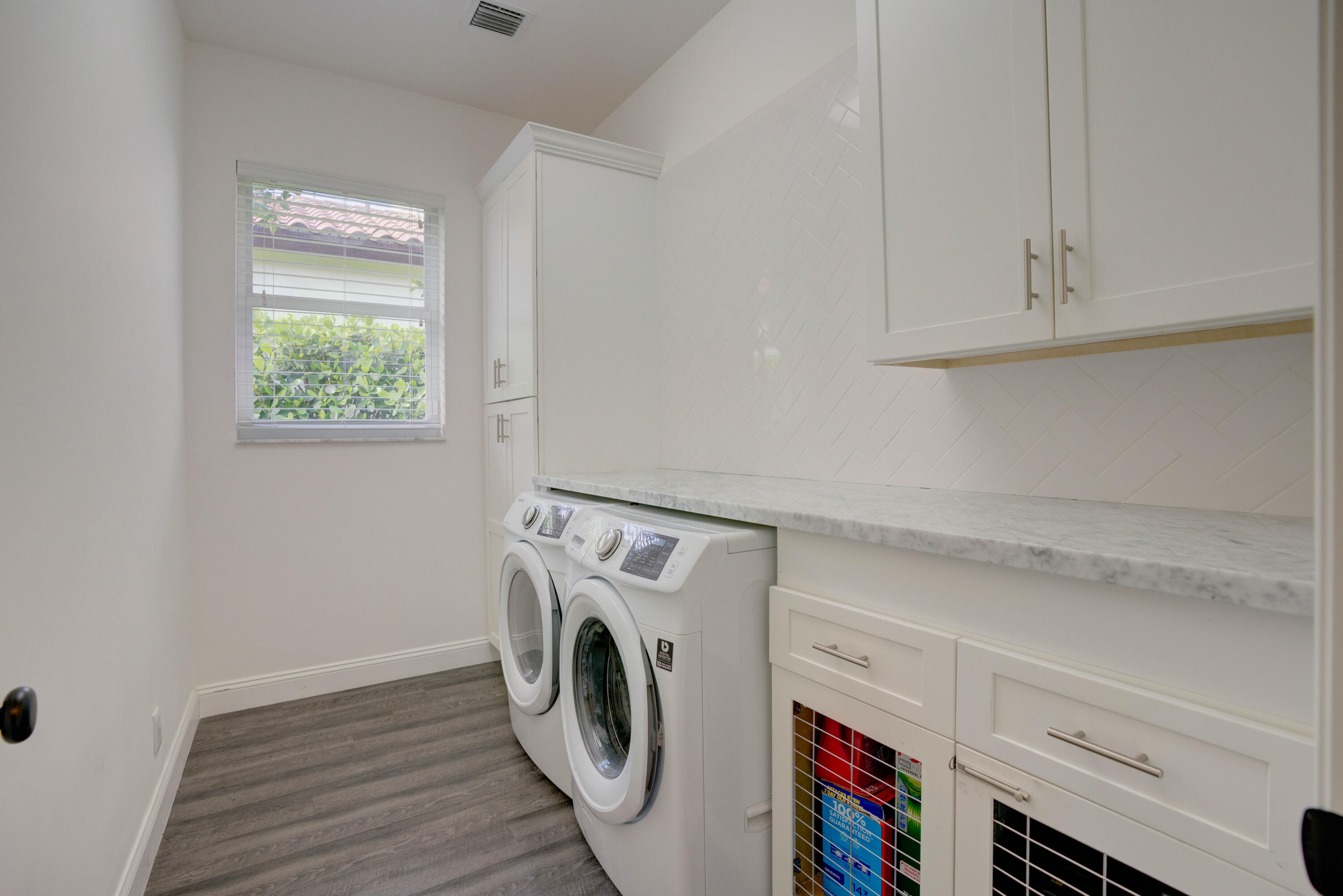 117 Bilboa Drive Jupiter, FL 33458 - Photo 42 of 73 Laundry room