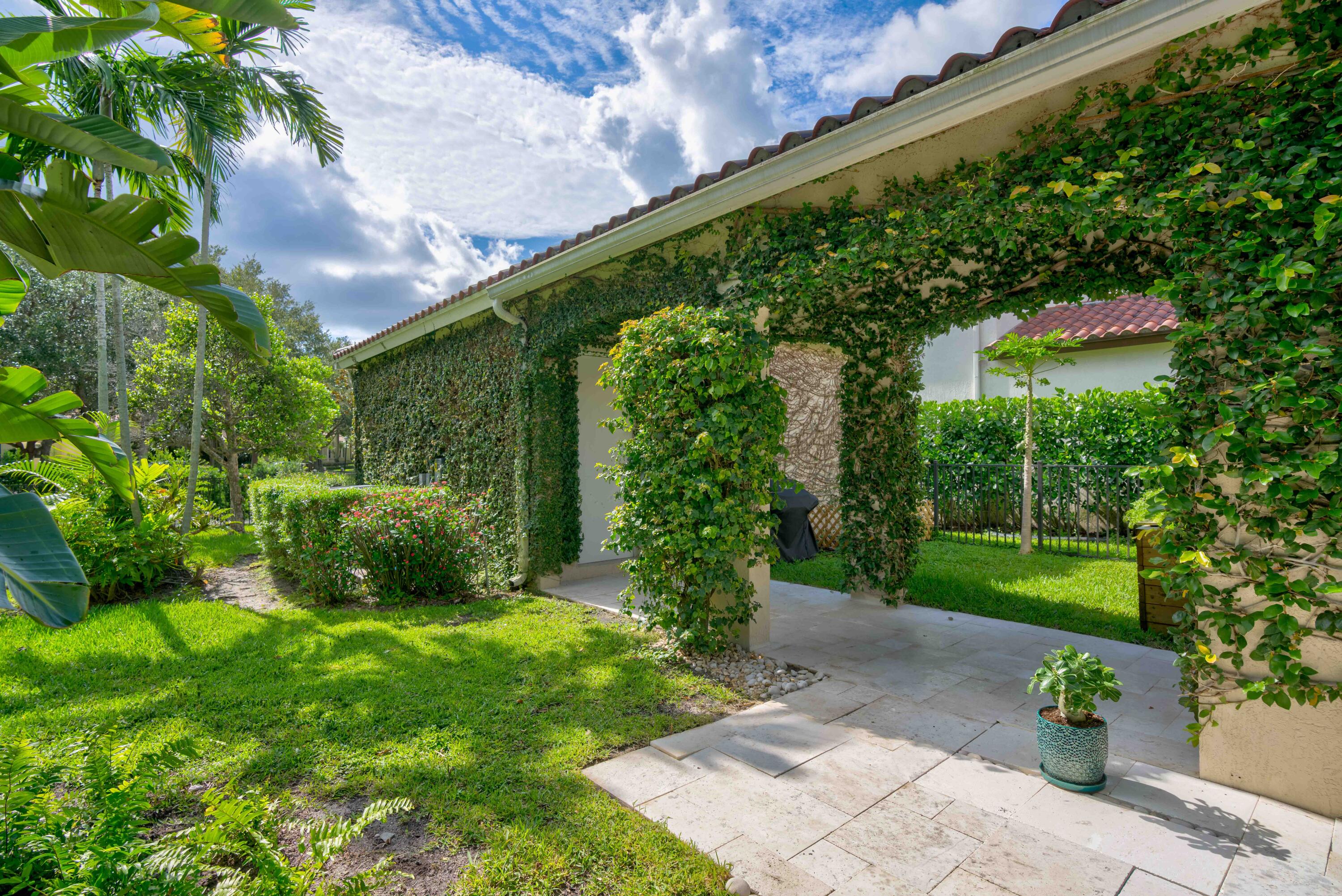 117 Bilboa Drive Jupiter, FL 33458 - Photo 51 of 73 Garden