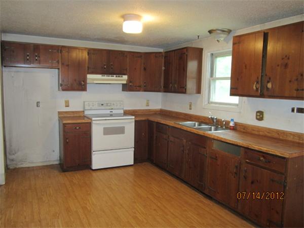 169 Great Road Shirley, MA 01464 - Photo 5 of 23