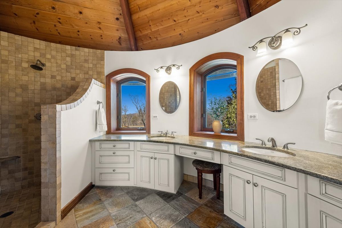 236 Steeplechase Road Barrington Hills, IL 60010 - Photo 37 of 69