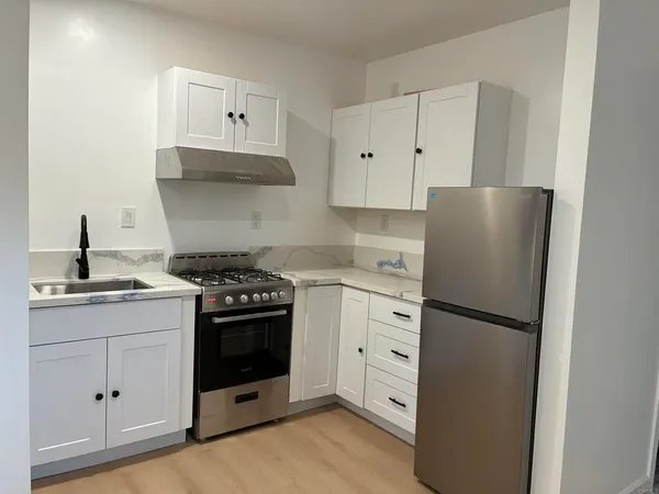 $2,300 | 586 Del Mar Avenue, Unit B, Chula Vista, CA 91910