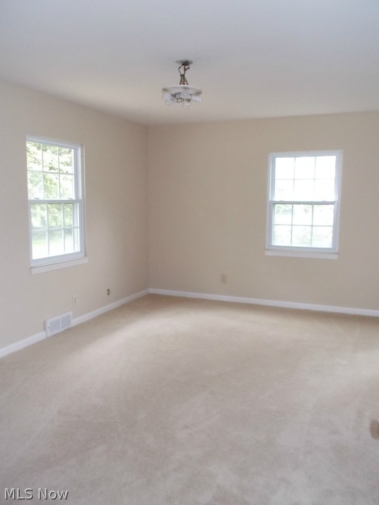 37 South Revere Road Akron, OH 44313 - Photo 11 of 16 Gallery Image 11