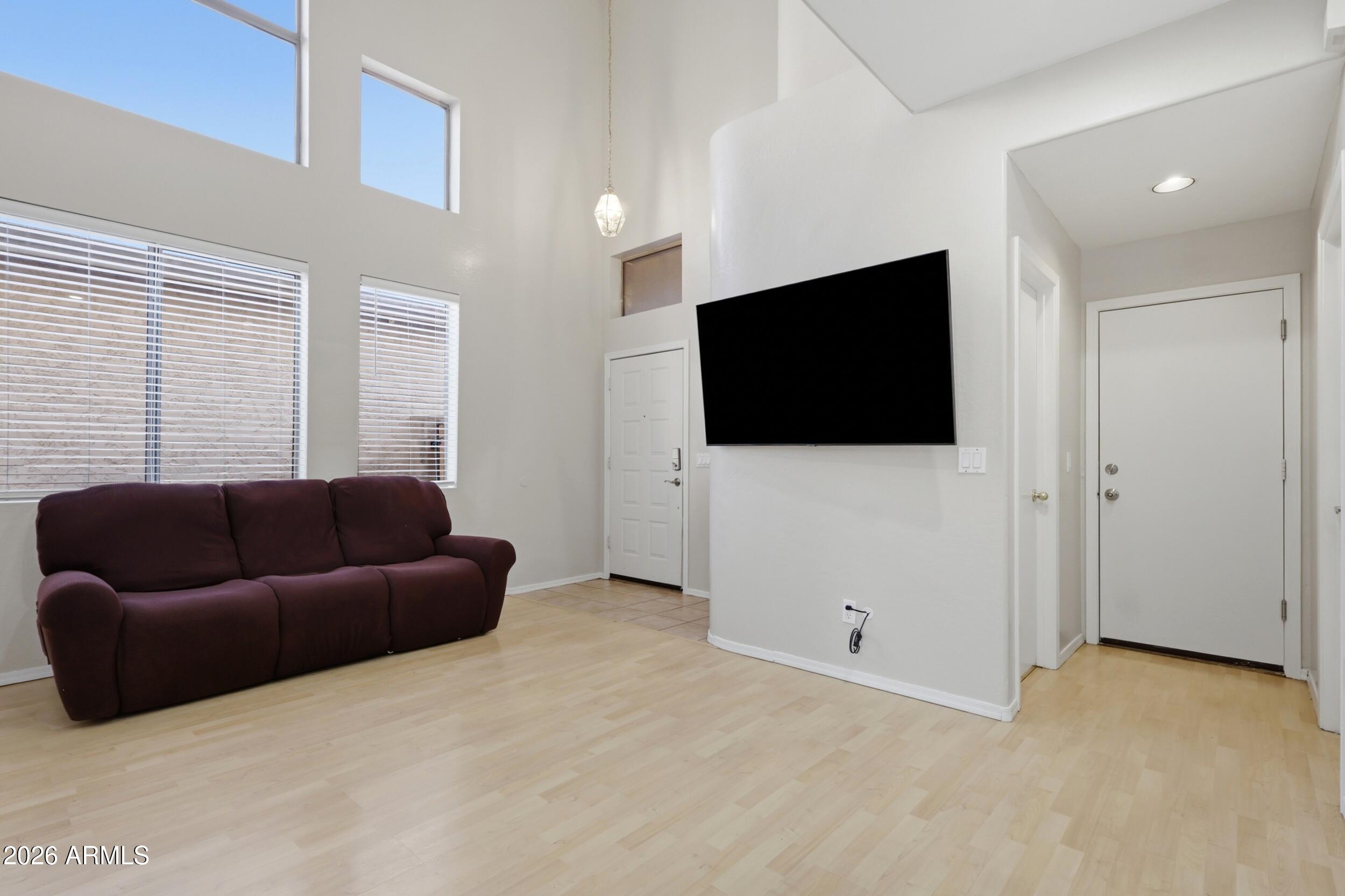 10644 West Coronado Road Avondale, AZ 85392 - Photo 8 of 43