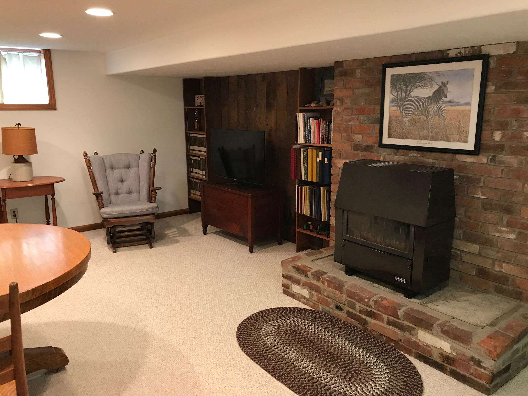 916 West 8th Street Rochester, IN 46975 - Photo 23 of 32
