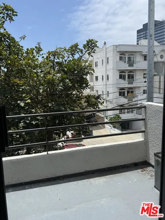 $790,000 | 1312 South Saltair Avenue, Unit 319, Los Angeles, CA 90025