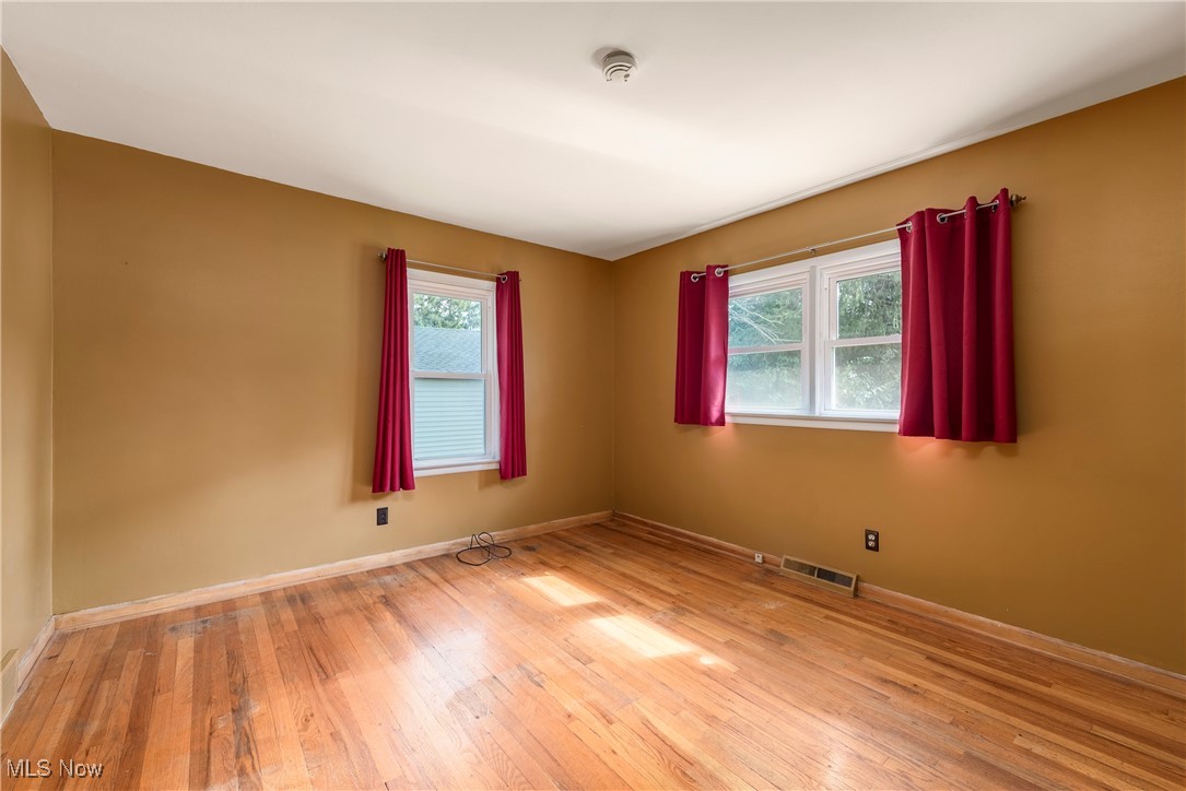 10570 Prospect Road Strongsville, OH 44149 - Photo 13 of 48
