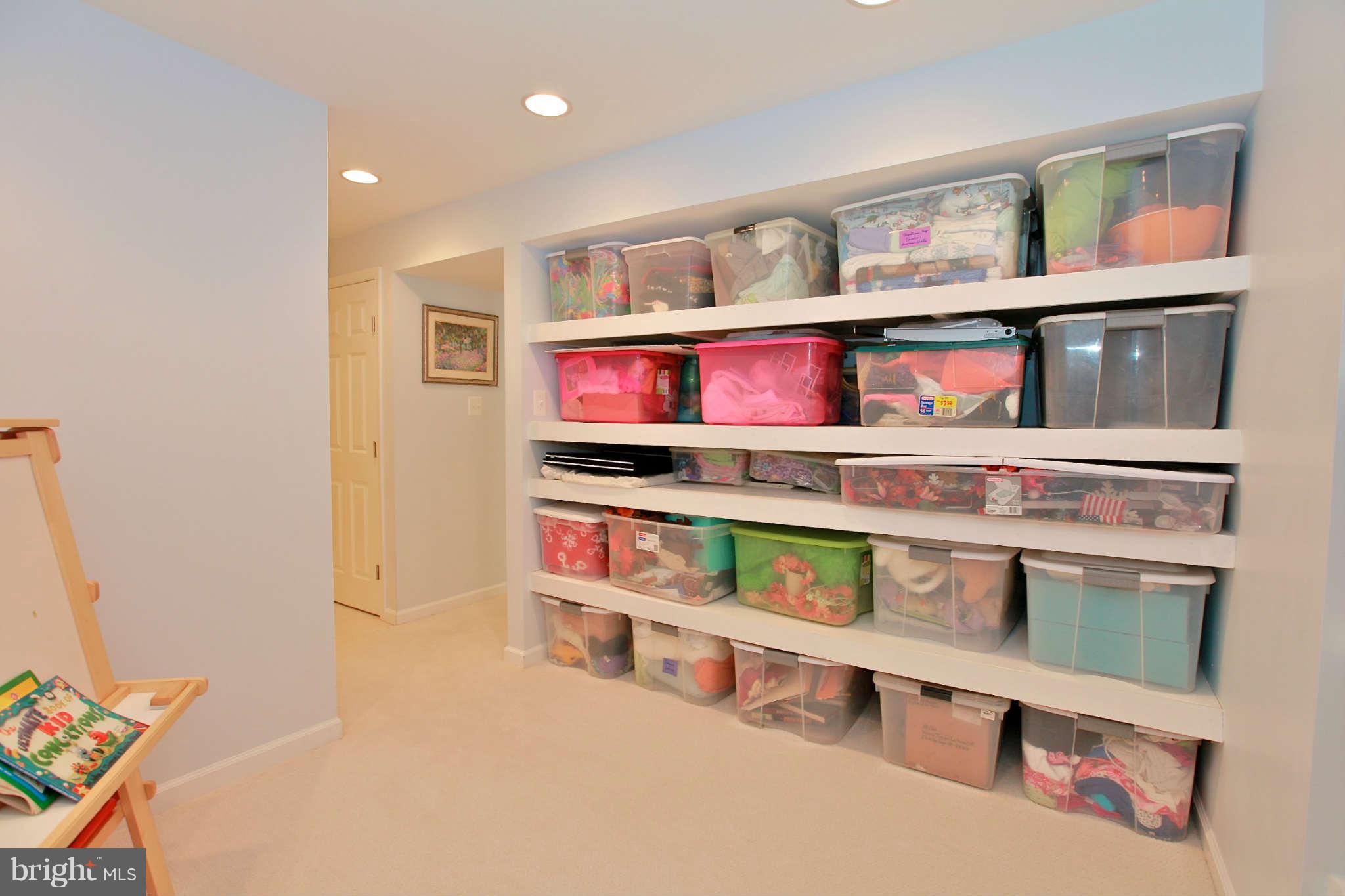9904 Natick Road Burke, VA 22015 - Photo 22 of 30 Basement