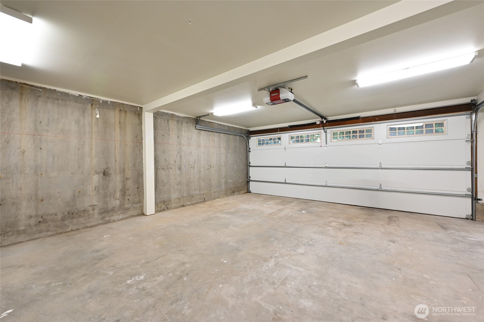 3764 West Commodore Way Seattle, WA 98199 - Photo 23 of 40 Gallery Image 23