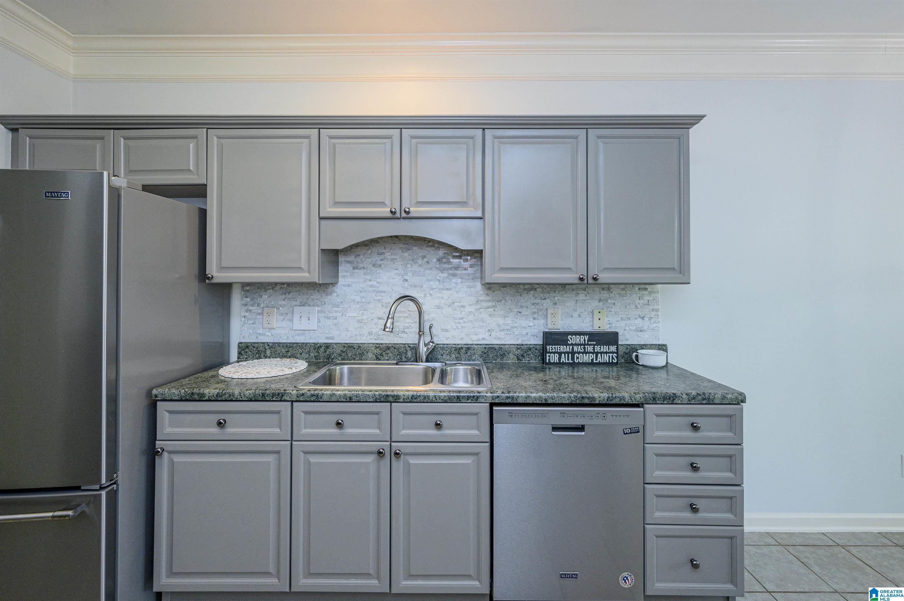 688 Barkley Circle Alabaster, AL 35007 - Photo 9 of 34