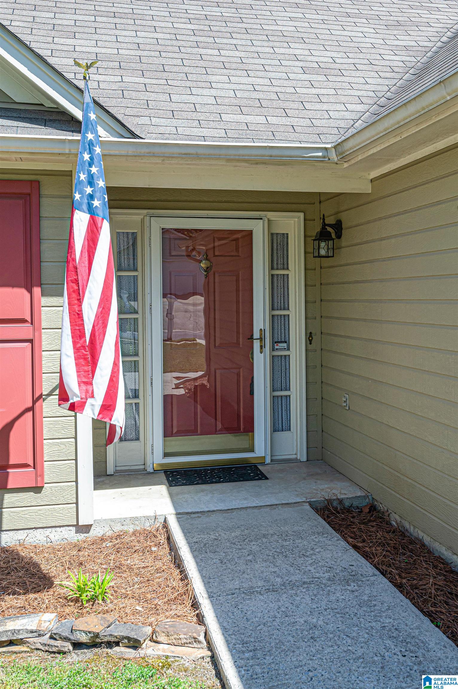 169 Greenfield Lane Alabaster, AL 35007 - Photo 3 of 36
