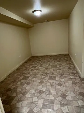 a view of a room with a dry window