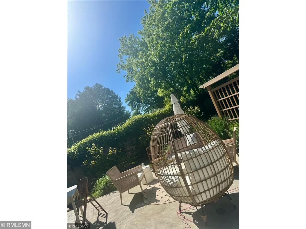 39 Grove Street Mahtomedi, MN 55115 - Photo 12 of 18