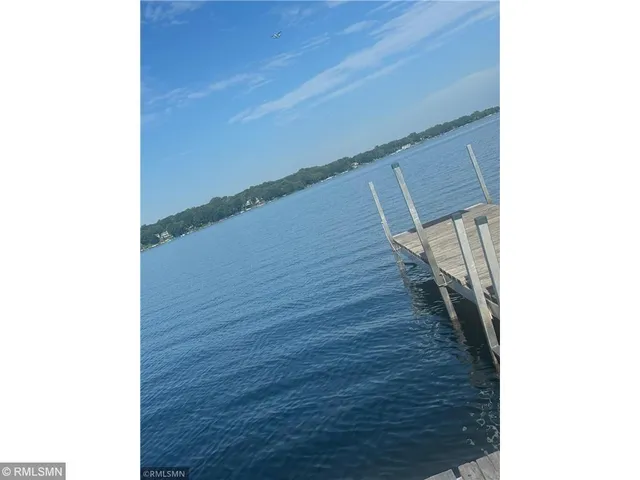 $2,800 | 39 Grove Street, Mahtomedi, MN 55115