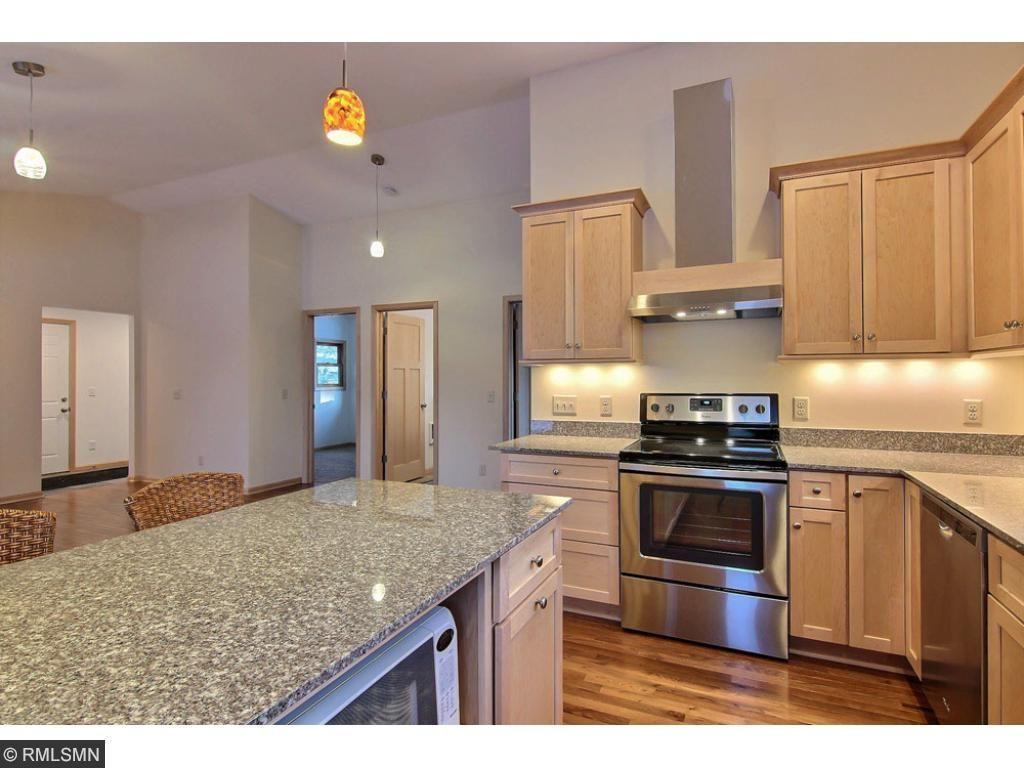 39 Grove Street Mahtomedi, MN 55115 - Photo 4 of 18