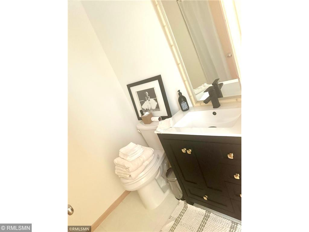 39 Grove Street Mahtomedi, MN 55115 - Photo 8 of 18