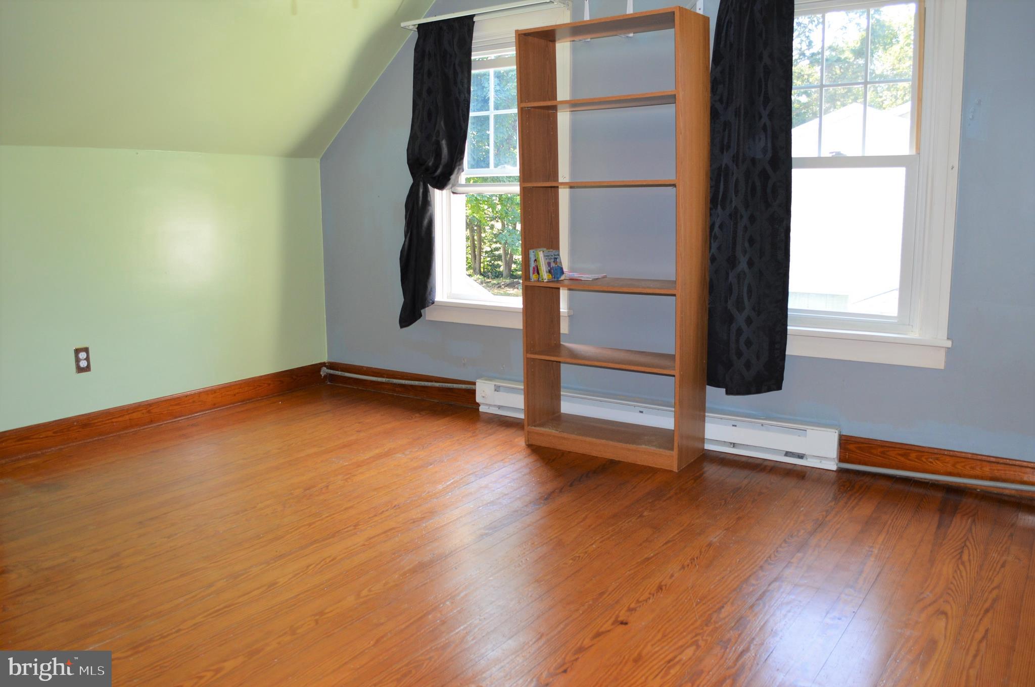 219 Pine Road Mount Holly Springs, PA 17065 - Photo 9 of 12 Gallery Image 9