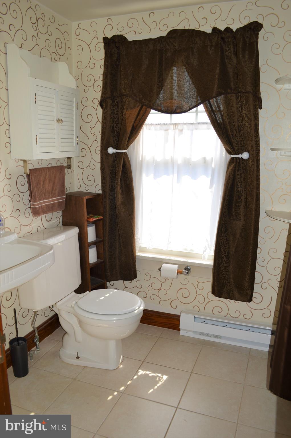 219 Pine Road Mount Holly Springs, PA 17065 - Photo 10 of 12 Gallery Image 10