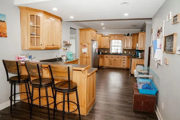 $279,900 | 17850 10th Road, Parsons, KS 67357
