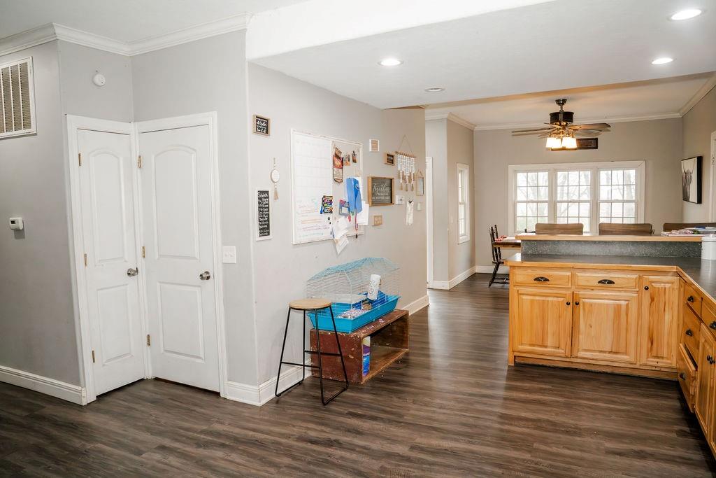 17850 10th Road Parsons, KS 67357 - Photo 15 of 37