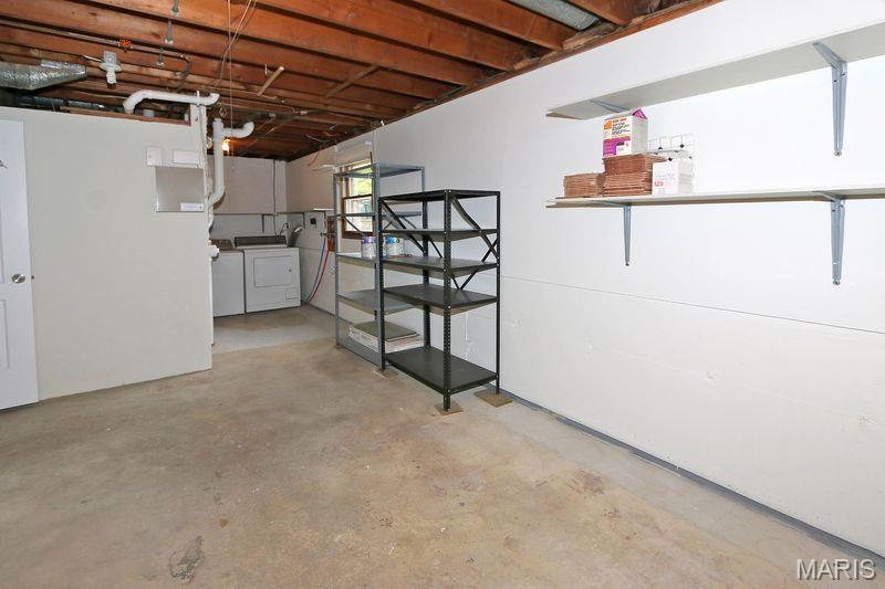 111 Green Acres Road St. Louis, MO 63137 - Photo 28 of 34 Gallery Image 28