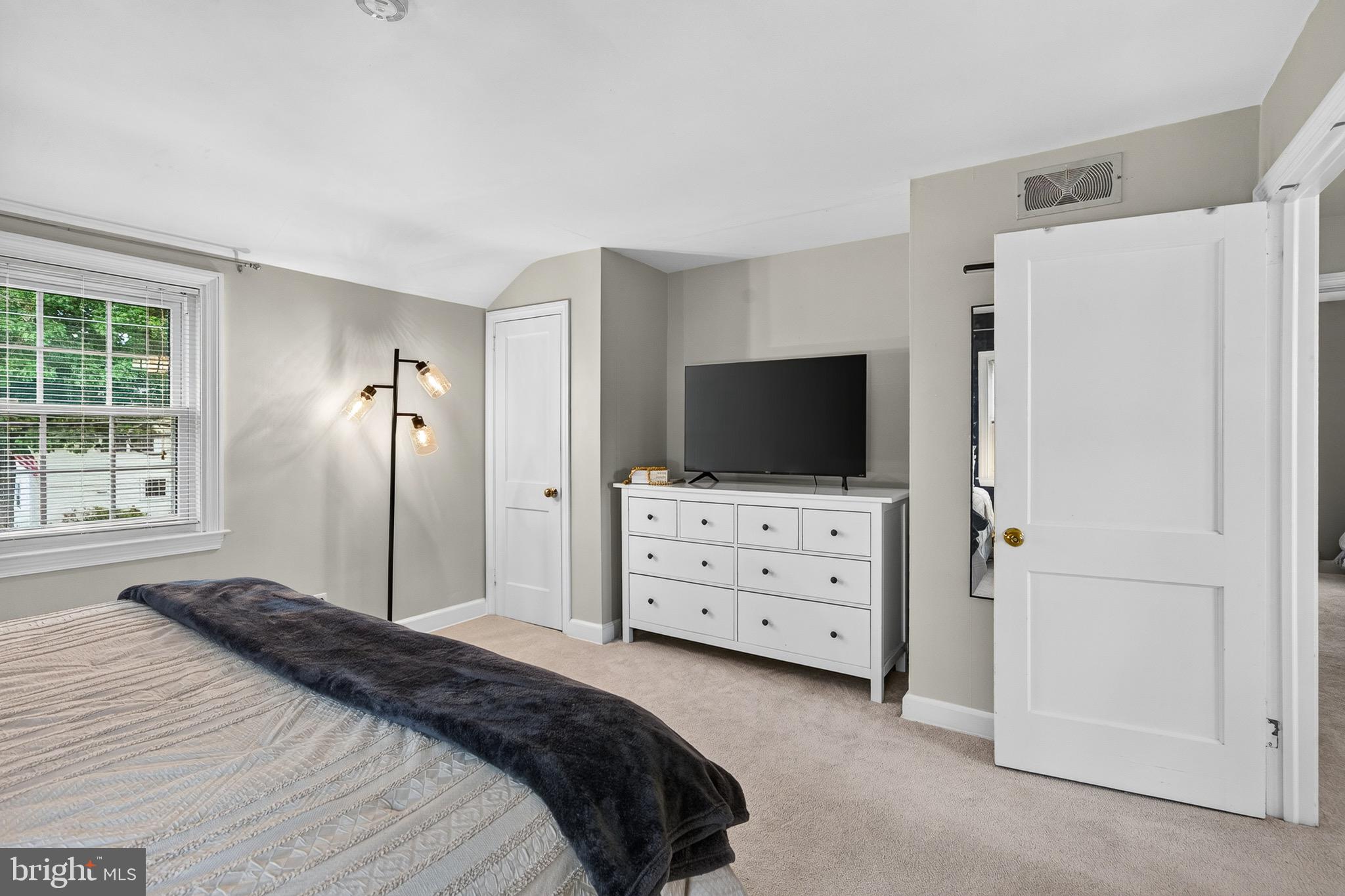 208 Stanton Road Havertown, PA 19083 - Photo 22 of 40