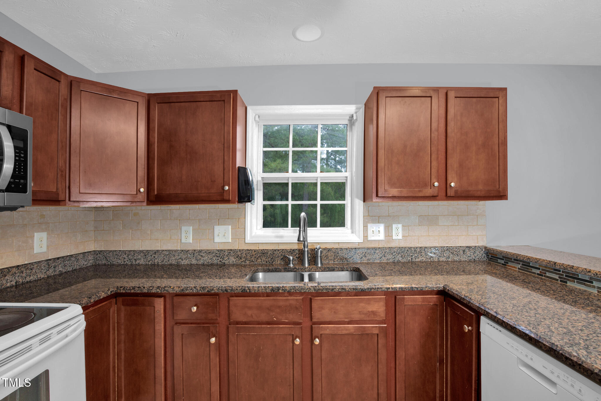 32 Lattimore Road Cameron, NC 28326 - Photo 14 of 41 32 Lattimore Rd(14 of 41 )