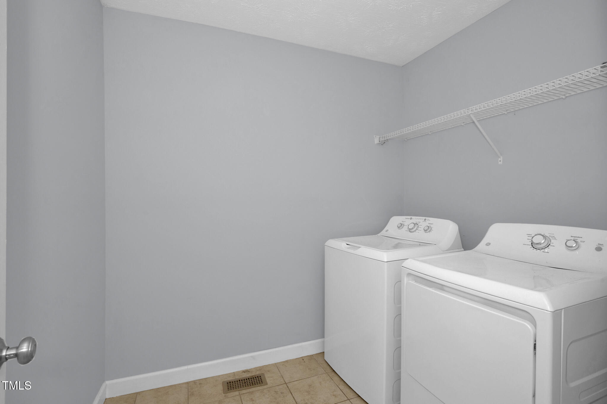 32 Lattimore Road Cameron, NC 28326 - Photo 18 of 41 32 Lattimore Rd(18 of 41 )