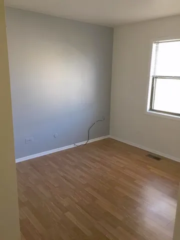 $289,900 | 5715 Dutch Mill Court, Unit C, Hanover Park, IL 60133