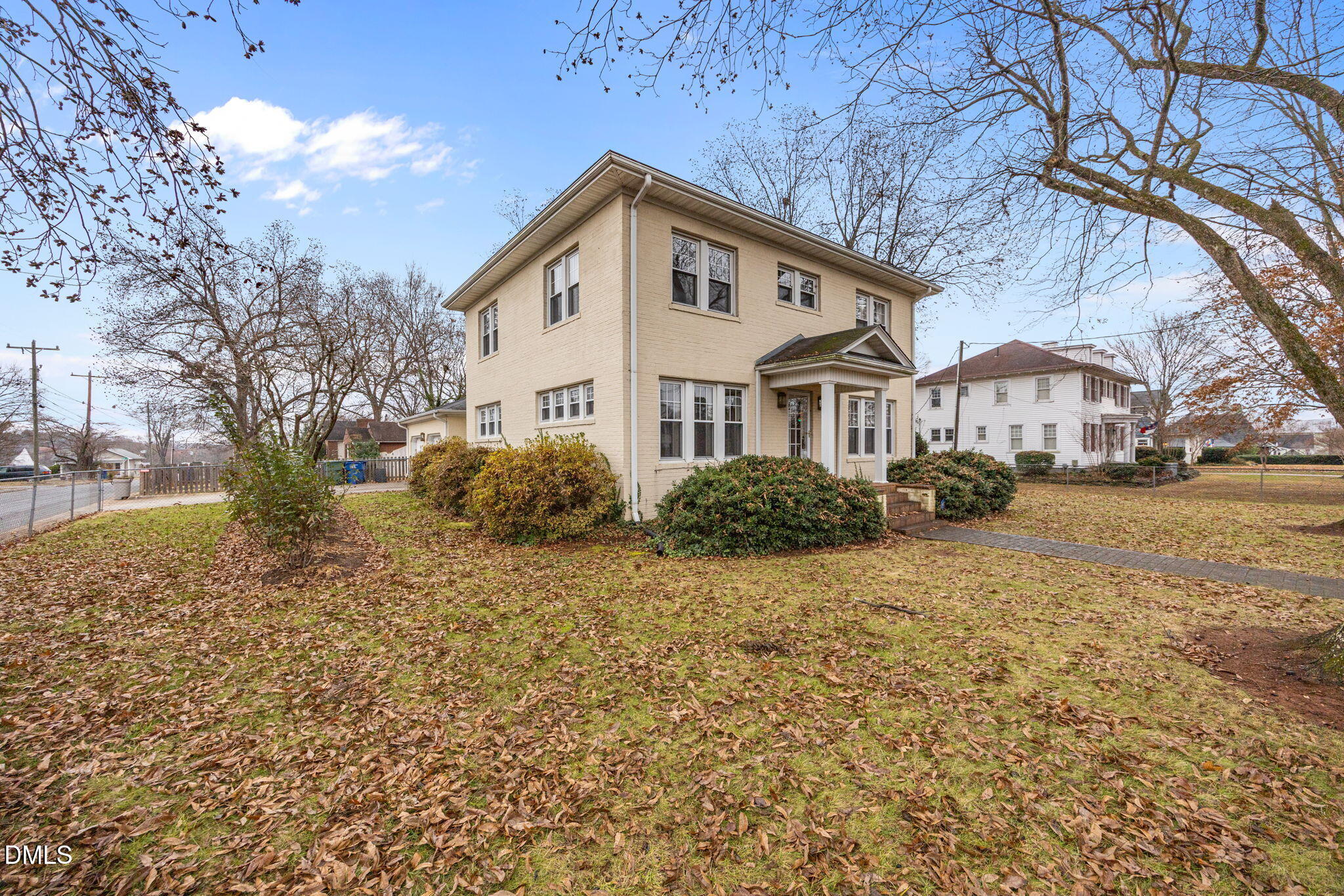 511 North Main Street Graham, NC 27253 - Photo 34 of 42 a front view of a house with a yard