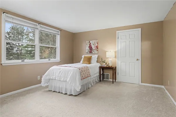 $375,000 | 26 Timberline Drive, Penfield, NY 14526
