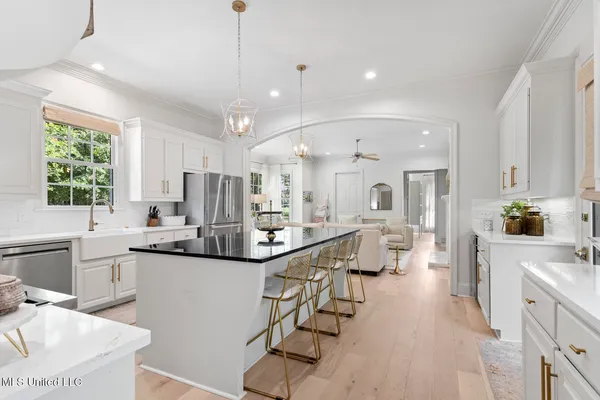 $920,000 | 111 Cherry Laurel Lane, Ridgeland, MS 39157
