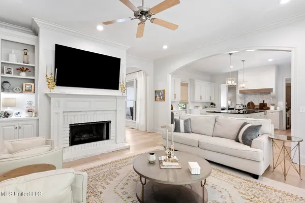 $920,000 | 111 Cherry Laurel Lane, Ridgeland, MS 39157