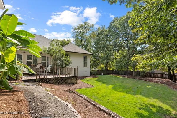 $920,000 | 111 Cherry Laurel Lane, Ridgeland, MS 39157
