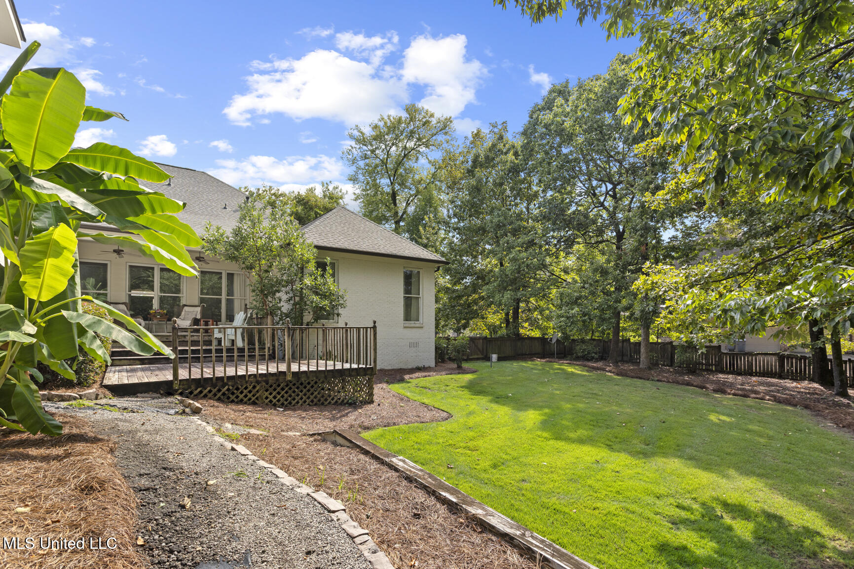 111 Cherry Laurel Lane Ridgeland, MS 39157 - Photo 31 of 31 111 Cherry Laurel-42