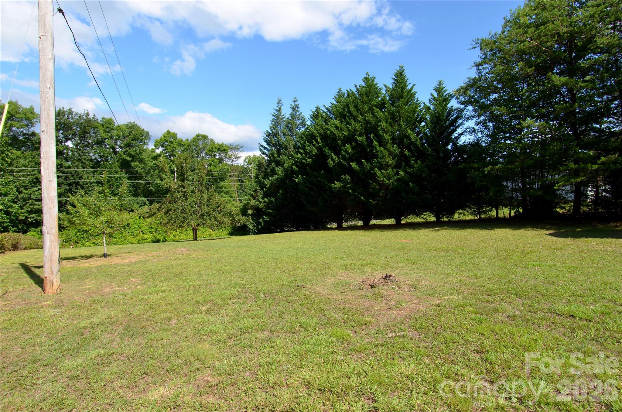 848 Deer Park Road Nebo, NC 28761 - Photo 16 of 33